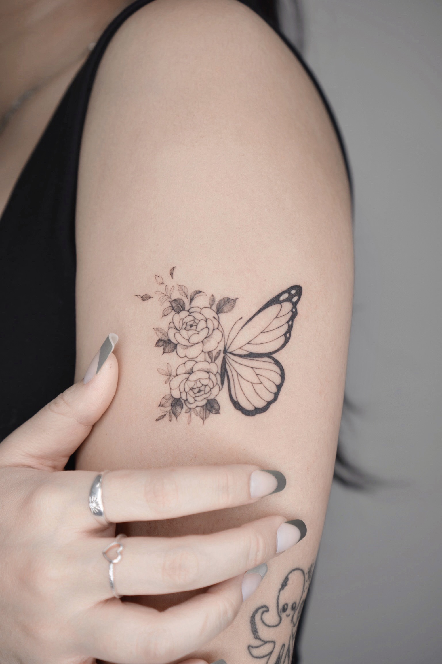 fineline flower butterfly tattoo 01